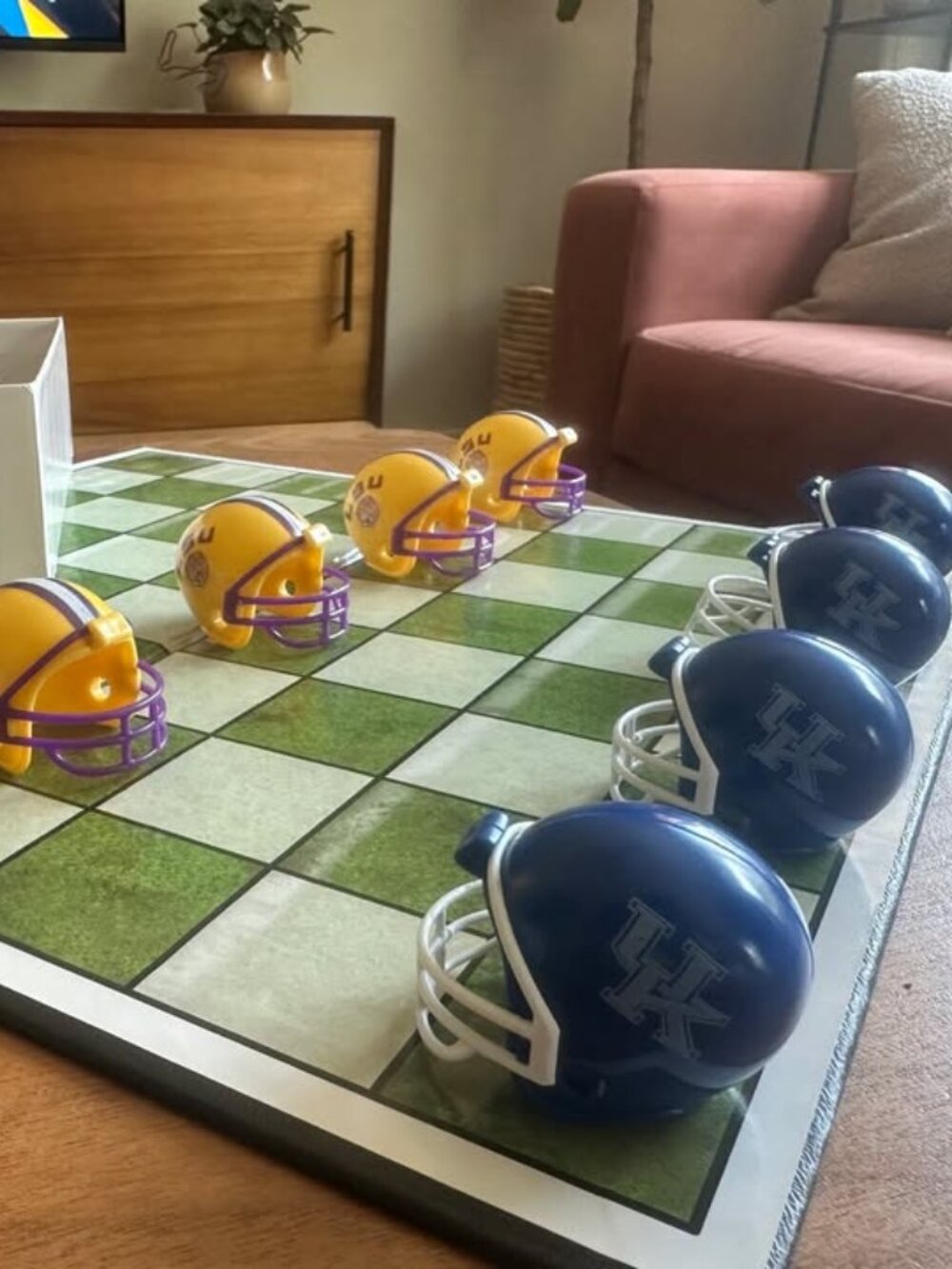 LSU v. Kentucky Checkers